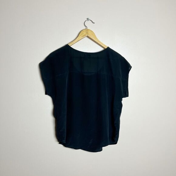 CLEARANCE! Black Silk Joie Boxy Fit Blouse Size S EUC - Picture 3 of 6